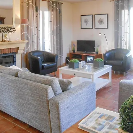 Ferienhaus Beautiful In Sur Vernazobre *